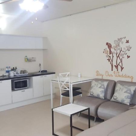 Condo C2 Impact Nonthaburi Exteriör bild